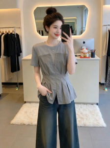 AIYITI | Slimming Panelled Faux Layered T-shirt