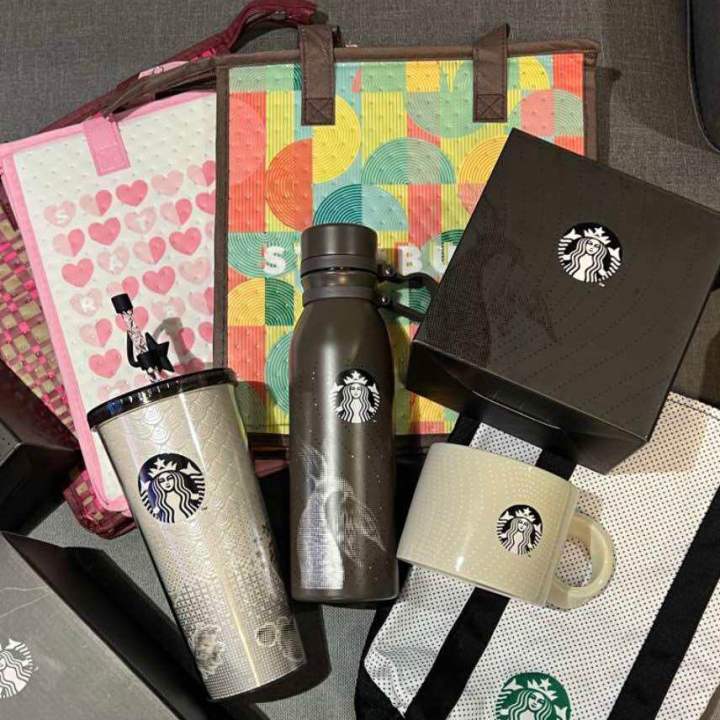 ON HAND” 2024 Starbucks Holiday Collection (Starbucks Planner 2024 - Main Image