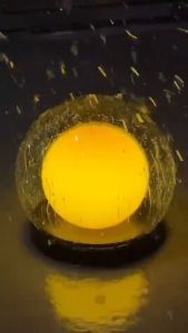 โซล่าเซลล์โคมหัวเสา ทรงพระจันทร์ มี2รุ่น แสงขาวเเละเเสงเหลือง สว่างยันเช้าแน่นอน รับประกันสินค้า1ปี กันน้ำIP65 สว่าง