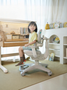 Hbada | Adjustable Height Study Chair for Children