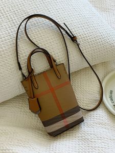 High-End Leather Vertical Mini Square Bag Womens Handbag Trendy Design Crossbody Shoulder Bag Fashionable Summer New Arrival