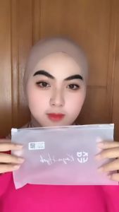 Koyu Hijab Segiempat Instant Jersey Premium Mela (Tali Segitiga)
