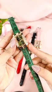 Jam Tangan Wanita Mewah Elegan dengan Tali Kulit dan Hiasan Kristal - Pilihan Gaya Modern Trendy