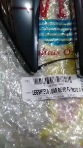 Legshield Leksil Sayap Luar REVO FI REVO X 2014 2015 2016 2017 2018 2019 2020 2021 2022 2023 Merk Win