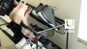 Umbra Shoe Sling 2-Tier Shoe Rack