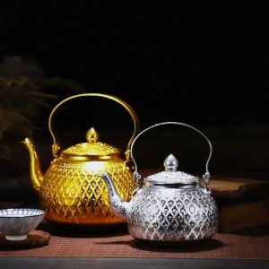 กาน้ำชาลายไทยสีเงิน สำหรับใช้ในห้องรับประทานอาหาร กาน้ำชาสำหรับประดับตกแต่งในห้องอาหาร กาน้ำชาสไตล์ย้อนยุค