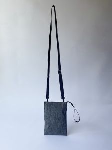 Japanese Style Unbranded Canvas Crossbody Bag Small Shoulder Bag for Women Mobile Phone Bag New Fashion Couple Bags