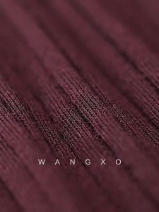 WANGXO | V-Neck Short Sleeve Tencel Breathable Metal Pin T-Shirt