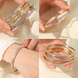 Silver Titanium Steel Full Sky Star Bracelet Womens High-End Zirconia Plain Ring Hand Jewelry Non-Fading Bracelet New Model