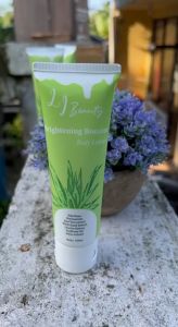 Li Beauty Brightening Booster Hand and Body Lotion Penutrisi Pelembab Pelembut Pencerah Kulit Tubuh dapat sepaket dengan Serum NC Skin