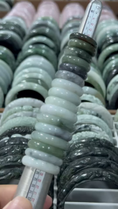 1A - 150 เลือก แหวนหยก 100 วง แหวน หยกพม่า ทรงท้องปิง ทรงโอ่ง ทรงกระบอก หญิง ผู้ชาย ครบรอบ ชุดมงคล วันเกิด ประจำวัน การหมั้นหมาย