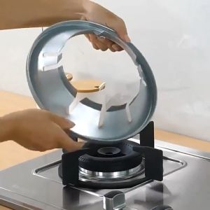 8 Holes Stainless Iron Gas Stove Fire Wind Proof Cover Energy Saver Gas Stove Cover Cooktop Mesh Cooking Torch Gas Stove Wind Shield