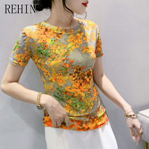 REHIN เสื้อยืดผู้หญิงตาข่ายแขนสั้นพิมพ์ลายฤดูร้อนแฟชั่นใหม่คอกลมพิมพ์กระชับสัดส่วนอินเทรนด์
