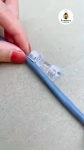 Klip Kabel Tempel Klem Kabel Tempel Clip Cable Pengikat Penjepit Kabel Tempel Tanpa Paku