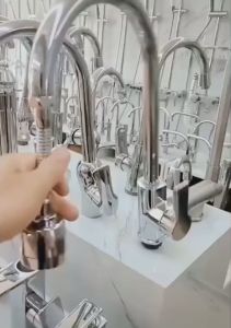 Đầu nối vòi nước bồn rửa chén tăng áp 200% xoay 360 độ 3 chế độ phun