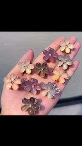 F4 Jepit Rambut Elegan Model Bunga Daisy Aksen Kristal Rhinestone untuk Aksesoris Rambut HMM002