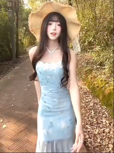 แม็กซี่เดรส สีฟ้า สายเดี่ยวปรับสายได้ มีซับในเต็มครึ่งตัว อกแต่งลูกไม้ กระโปรงทรงหางปลา ผ้าตาข่าย ซีทรู Dress พรางหุ่น ชุดไปทะเล #8128