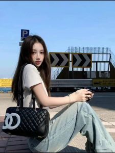 Vintage Bowling Bag Womens Shoulder Handbag Rhombus Pattern Pillow Design Casual Simple Style Soft Leather Purse for Ladies