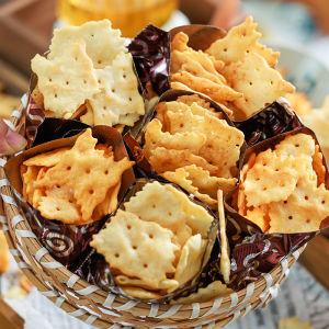 XUNCUIJI | Savory Crispy Truffle Ham Soda Crackers