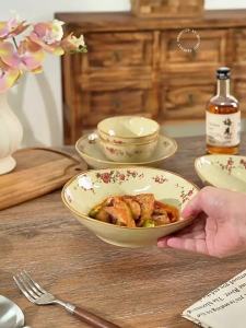 SHELI | Vintage Ceramic Set of Bowls and Dishes