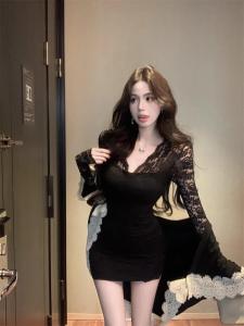 Elegant Lace Short Dress Womens Spring Summer Slimming Fit Bodycon Mini Skirt Vintage Style Splice Pure Color Hollow out