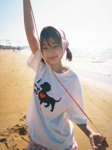 T-Shirt Wanita Lengan Pendek Putih - Motif Anjing Kartun Katun Tipis Bernapas Oversize Slim Fit Tren Musim Panas 2025 Gaya Korea High Street & Sweet Look Premium Gaya segar dan sederhana Kerah bulat Slip-on Tops Ukuran besar Longgar Nyaman