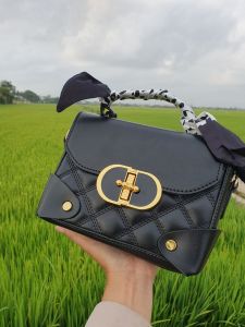 [MỪNG SHOP MỚI KHAI TRƯƠNG MUA 2 CÁI TẶNG 1 VÍ] Túi cốp trám C.D khóa xoay size 19 nhỏ gọn kèm khăn lụa