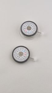 China NH36 Movement 3.8/4.2 Oclock English Dual Calendar Automatic Movement 24 Jewels Mod Replacement NH36 Movement