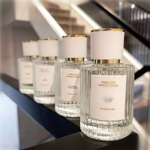 High-End Perfume Sub-Bottles Empty Glass Bottle Press Spray Bottle 30 Ml Travel Portable Cosmetics Replacement Bottle 50