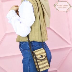 Chiracraft Ldi Dompet Hp Model Selempang Bahan Lidi Ukuran P-165cm Kipling