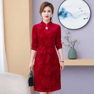 New Chinese Style Velvet Dress Women Spring Autumn 2024 New Mid-aged Long Straight Cut Mid-length National Style Dress