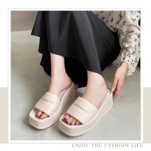 LHshoess มาใหม่พร้อมส่ง รองเท้าเสริมส้นใส่สบายเท้าใส่แล้วเท้าเรียวเท้าสวย สีสาวหรือสีน้ำ มีหลายตัวเลือก ราคาเป็นความน่าประทับใจ