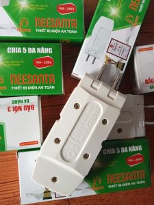 Ỗ Chia điện 5 lỗ đa năng NEESANTA Q5