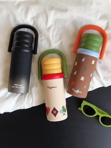 500ML Thermos Bottle Cup ，316 Stainless Steel ，Thermal insulation performance 12-24 hours，Equipped with handle large capacity car cup bouncing cup straw straight cup