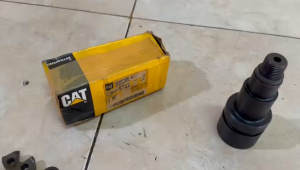 4W-5733 ADAPTER ASSY 3408 3412 4W5733