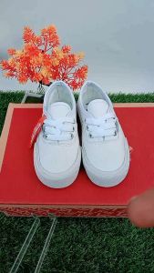 Sepatu Anak Vans Classic FULL White: Pilihan Ideal untuk Anak Remaja Cewe & Cowo