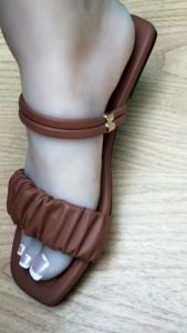 Terlaris dan COD | Platform Sandal Teplek Selop Kokop Kerut Slipper Tali Belakang Wanita Kekinian | Sendal Slop Flat Cewe Terbaru 2023