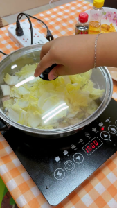 รับประกัน3ปี เตาแม่เหล็กไฟฟ้า ระบบสัมผัส 1600วัตต์ พร้อมหม้อสแตนเลส เตาแม่เหล็กไฟฟ้าปรับได้6โหมด เตาแม่เหล็กตั้งเวลาได้ Happo Planet