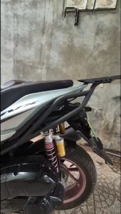 Baga NVX V1 Đơn Dạng Tấm baga nvx v1 gắn thùng phía sau | M-Biker