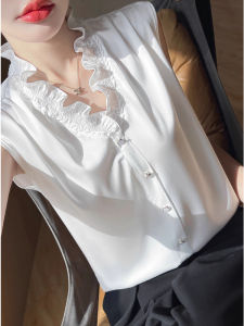 Lace Trimmed V-neck Satin Camisole