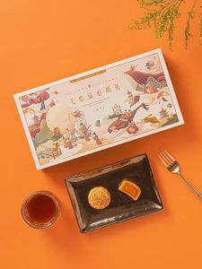 【XBYDZSW】【Fast Delivery From Stock】香港美心流心奶黄月饼 Hong Kong Maxims Milky Cream Mooncake Gift Box Hong Kong-style Cantonese-style Pastry Quicksand Egg Yolk Mid-Autumn Festival 中秋节送礼