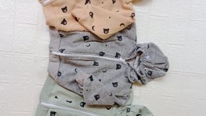 Jaket Zipper Hoodie Bayi Motif Full Printing Baby Bear Bahan Pleece Serat Tebal Lembut Hangat