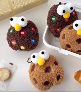 Móc khóa Socola dễ thương phiên bản siêu cute nhé mọi người .