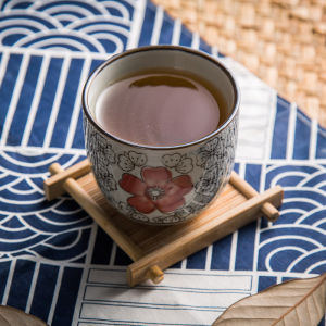 Retro Japanese Style Ceramic Tea Cup Single Cup Gongfu Tea Brewing Owner Cup Floral Underglaze Porcelain Tea Bowl for Tea Lovers