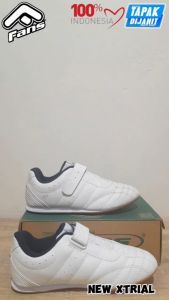 Sepatu Fans New X-Trial W Putih - Taekwondo Sekolah - Tapak Dijahit - Perekat dapat diganti