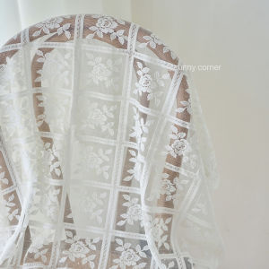 INS ผ้าปูโต๊ะลูกไม้กุหลาบแนววินเทจสไตล์คันทรี่โต๊ะน้ำชาโต๊ะกลมโต๊ะสี่เหลี่ยมผ้าคลุมโต๊ะข้างเตียงผ้าปูโต๊ะพื้นหลังสำหรับถ่ายรูป