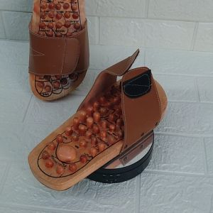 Sandal Kayu Kesehatan: Solusi Terapi Rematik & Refleksi