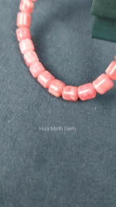 Vòng tay đá Đào Hoa Rhodochrosite thiên nhiên lu thống 6x6 li hợp phong thủy mệnh Hỏa Thổ | Hoa Minh Gem