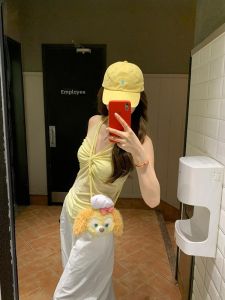 French Elegant Gentle Design Knot Strap Vest Womens 2025 Summer New Pure Desire Versatile Top Quality Ladies Tank Top