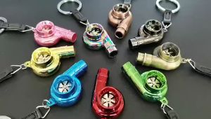 BEYTM เสียงนกหวีดรถ พวงกุญแจเทอร์โบพร้อมเสียง โลหะผสมอัลลอยด์ หลากสี บุคลิกภาพที่ดี ที่วางกุญแจ ชิ้นส่วนรถยนต์อัตโนมัติ